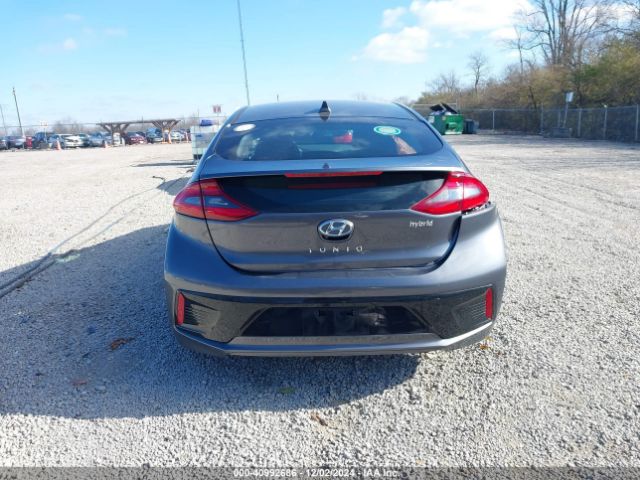 KMHC75LC8JU072680 Hyundai Ioniq Hybrid Sel