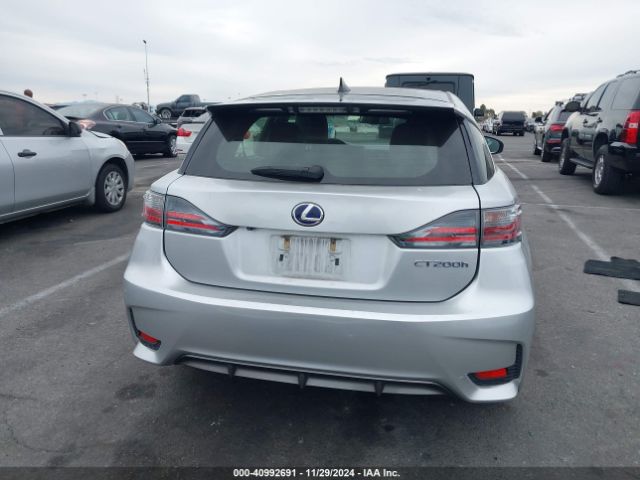 JTHKD5BH2E2186051 Lexus CT 200H