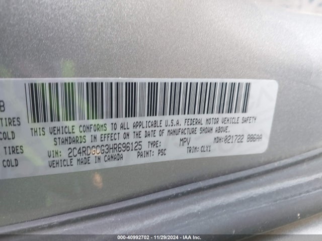 2C4RDGCG3HR696125 Dodge Grand Caravan Sxt