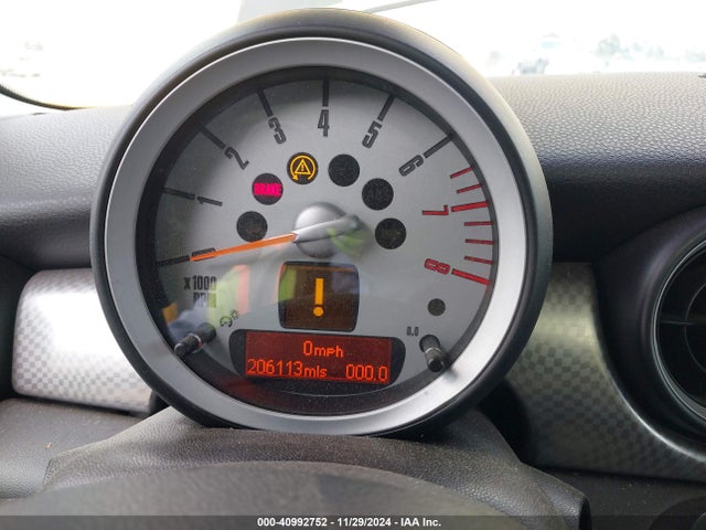 2007 MINI COOPER S WMWMF73537TT81753 Photo 6