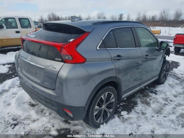 2020 MITSUBISHI ECLIPSE CROSS JA4AT5AA3LZ014274 Photo 3