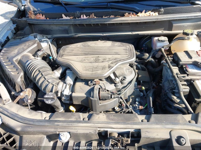 2020 CADILLAC XT5 1GYKNCRS4LZ213608 Photo 9