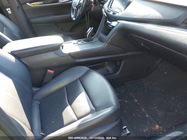 2020 CADILLAC XT5 1GYKNCRS4LZ213608 Photo 4