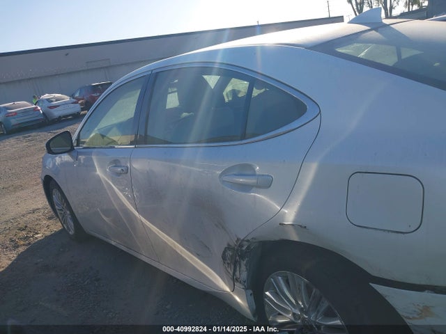 Lexus ES 350 2015 JTHBK1GG3F2176693 Image 14