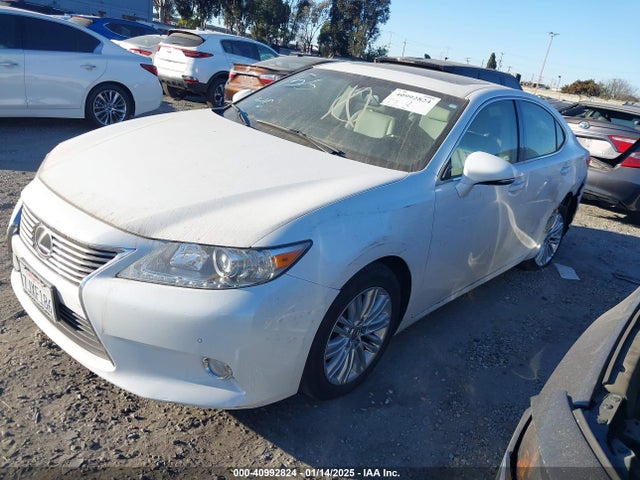 Lexus ES 350 2015 JTHBK1GG3F2176693 Image 2