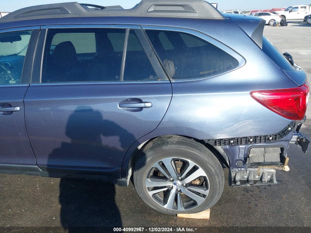 Subaru Outback 2.5i Premium 2017 4S4BSACCXH3392957 Image 18