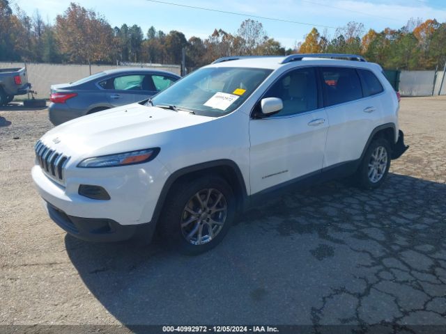 1C4PJLCB6FW616852 Jeep Cherokee Latitude