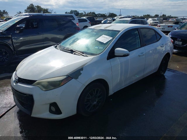 Toyota Corolla S Plus 2015 5YFBURHE8FP311319 Image 2