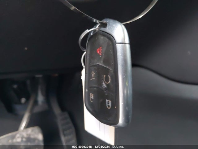 2017 CADILLAC XT5 1GYKNDRS6HZ125950 Photo 10