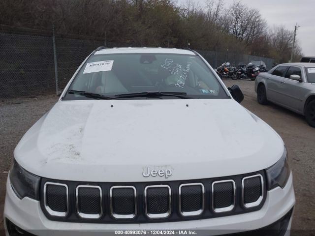 3C4NJDBB5NT175301 Jeep Compass Latitude 4x4