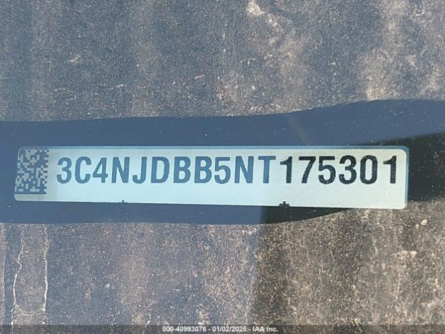3C4NJDBB5NT175301 Jeep Compass Latitude 4x4