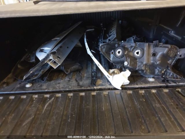 3TYCZ5AN0NT083898 Toyota Tacoma Sr5 V6