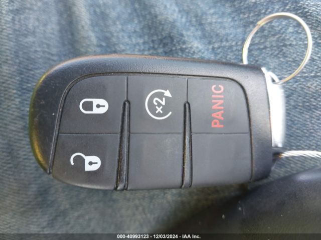 3C4NJDDBXKT620074 Jeep Compass Trailhawk 4x4