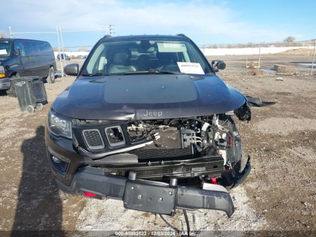 3C4NJDDBXKT620074 Jeep Compass Trailhawk 4x4