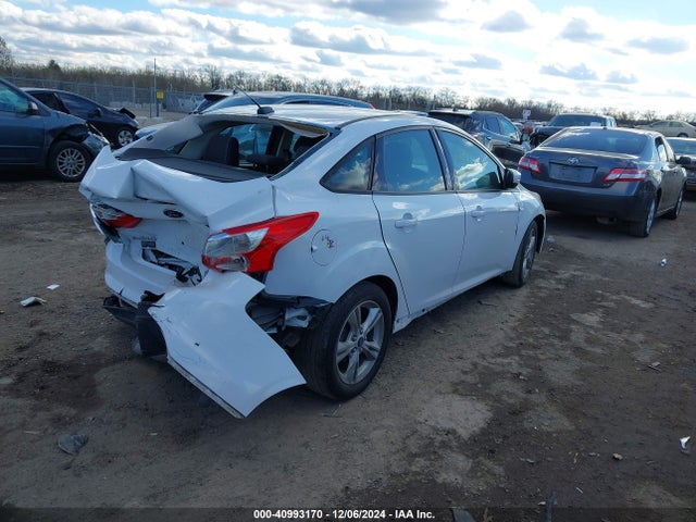 Ford FOCUS SE 2014 1FADP3F28EL182436 Image 4
