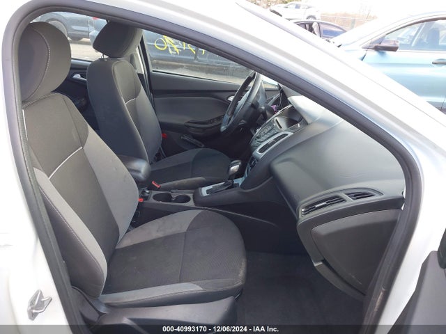 Ford FOCUS SE 2014 1FADP3F28EL182436 Image 5
