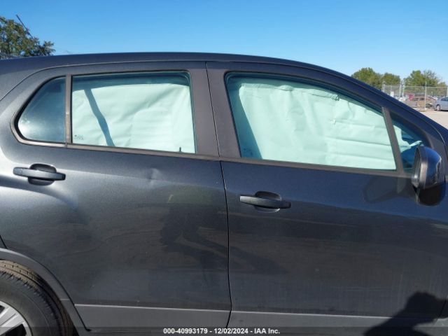3GNCJKSB8LL216634 Chevrolet Trax Fwd Ls