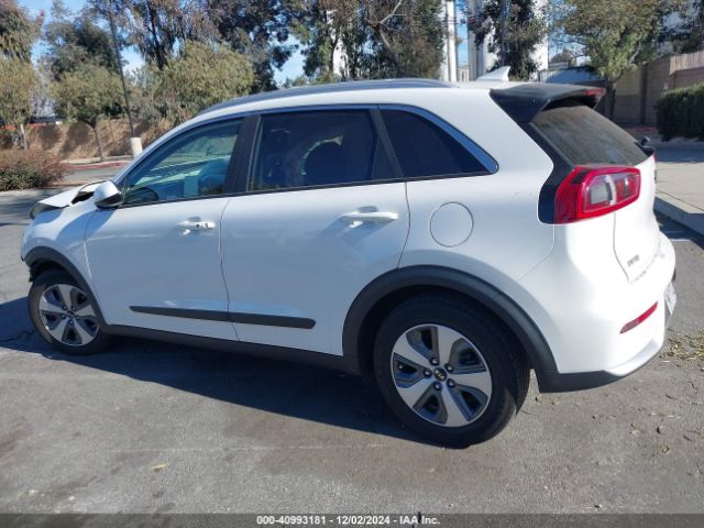 KNDCB3LC8K5284269 KIA NIRO LX