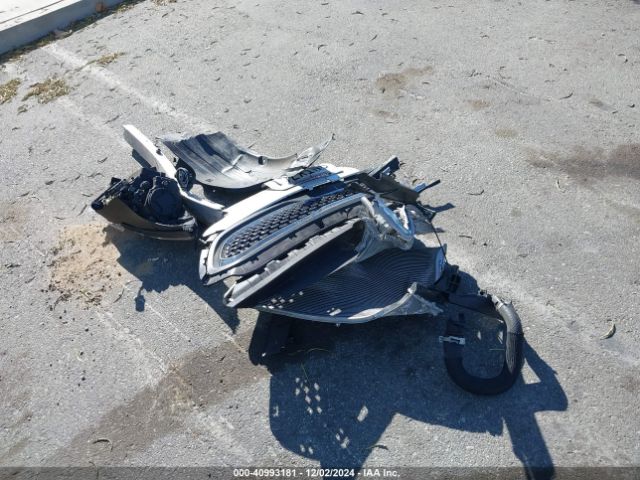 KNDCB3LC8K5284269 KIA NIRO LX