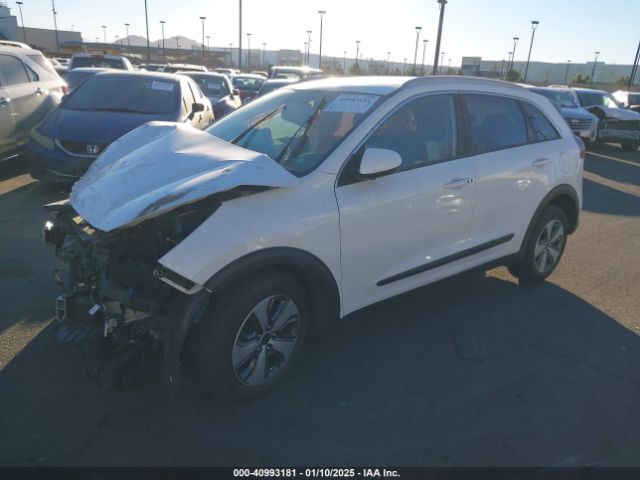 KNDCB3LC8K5284269 KIA NIRO LX