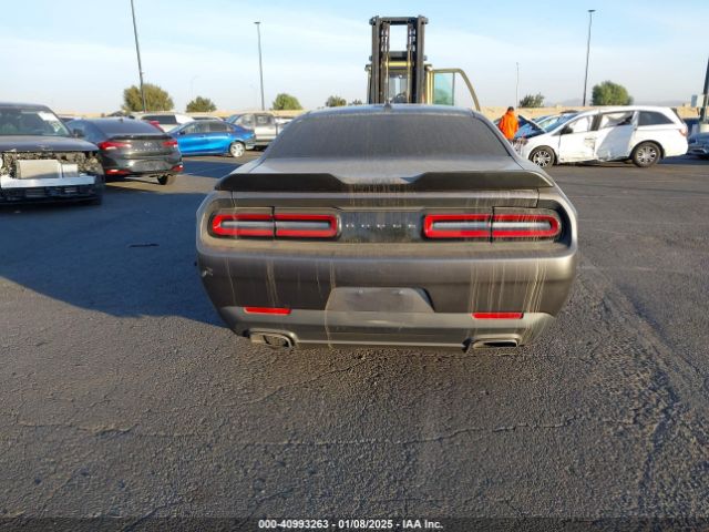 2C3CDZAG1FH711992 Dodge Challenger Sxt