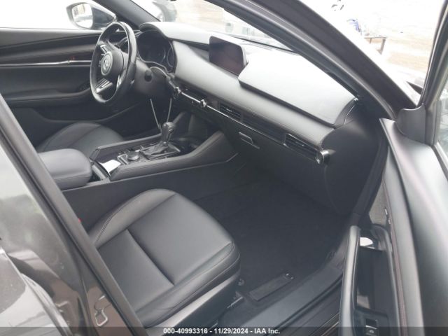 JM1BPBJY9M1310040 Mazda Mazda3 2.5 Turbo