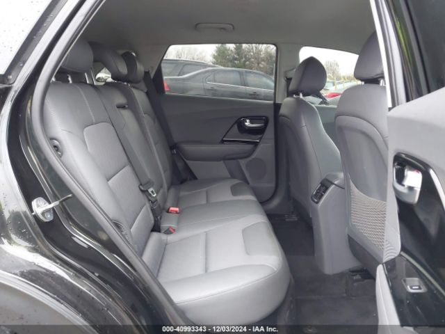 KNDCC3LC8H5060473 KIA NIRO EX