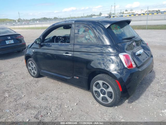 2016 FIAT 500E 3C3CFFGE5GT184059 Photo 2