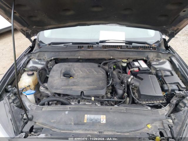 1FA6P0HDXE5402752 Ford FUSION SE