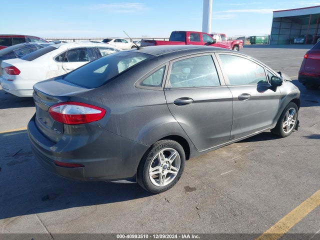 Ford FIESTA SE 2019 3FADP4BJ1KM116971 Image 4