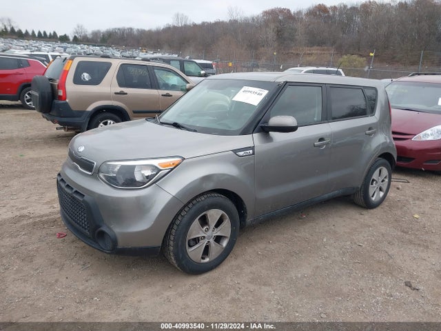 KIA Soul 2015 KNDJN2A21F7159031 Image 2