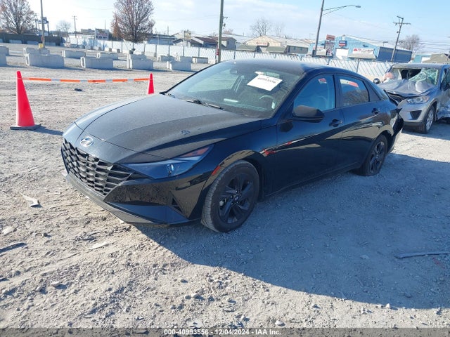 5NPLM4AGXNH082981 Hyundai ELANTRA SEL