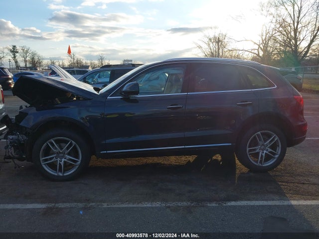 Audi Q5 2.0t Premium 2016 WA1L2AFP6GA085555 Image 14