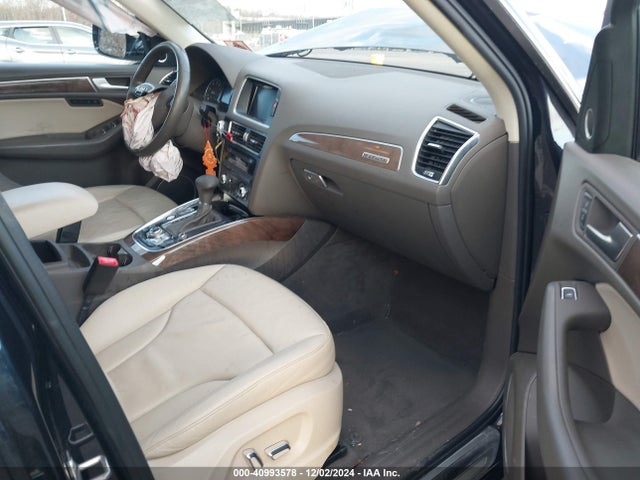 Audi Q5 2.0t Premium 2016 WA1L2AFP6GA085555 Image 5