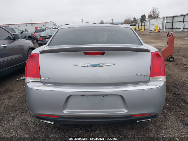 Chrysler 300c Platinum 2015 2C3CCASGXFH773023 Image 17
