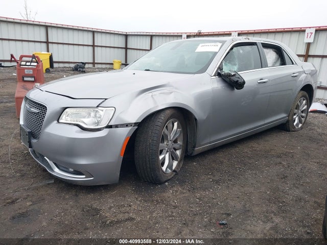 Chrysler 300c Platinum 2015 2C3CCASGXFH773023 Image 2