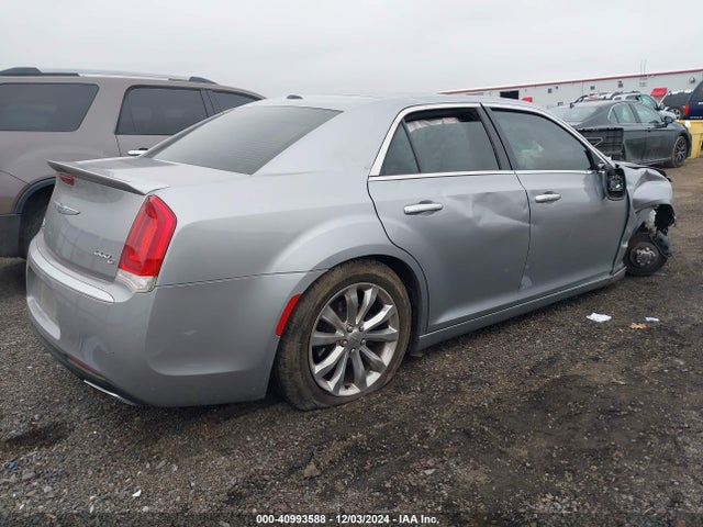 Chrysler 300c Platinum 2015 2C3CCASGXFH773023 Image 4