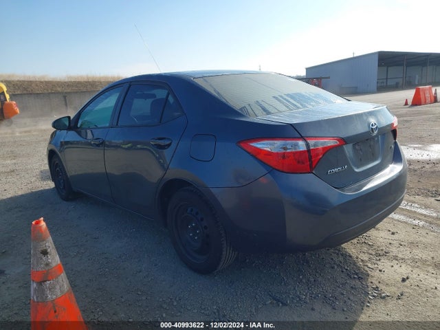 Toyota COROLLA LE 2015 5YFBURHE7FP247984 Image 3