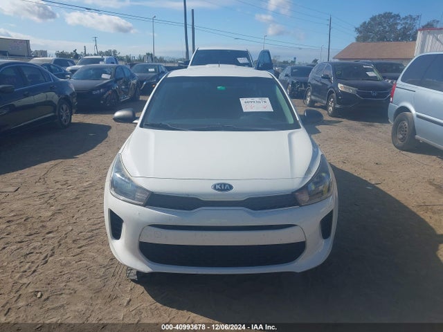 KIA RIO LX 2018 3KPA24AB9JE073060 Image 12