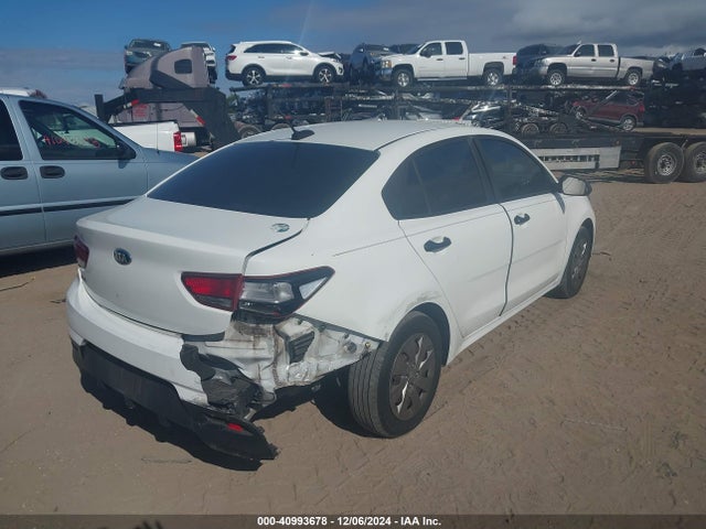 KIA RIO LX 2018 3KPA24AB9JE073060 Image 4