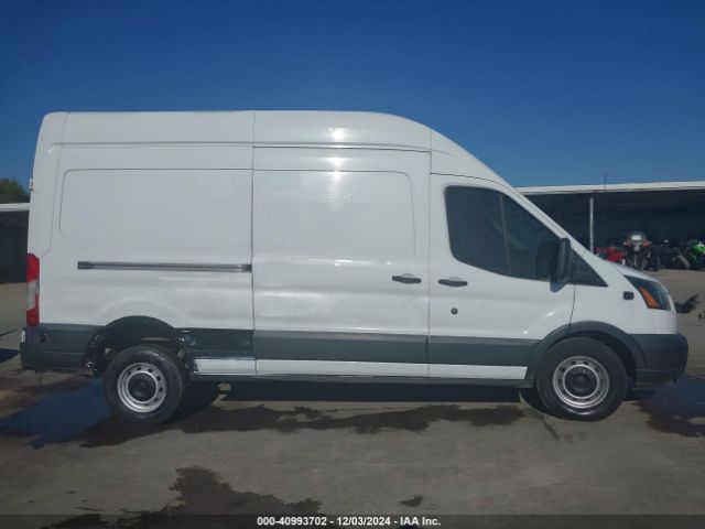 1FTBW2XVXHKA30417 Ford Transit-350
