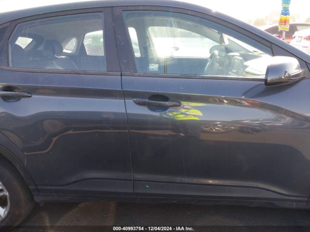 KM8K12AA4LU592276 Hyundai Kona Se