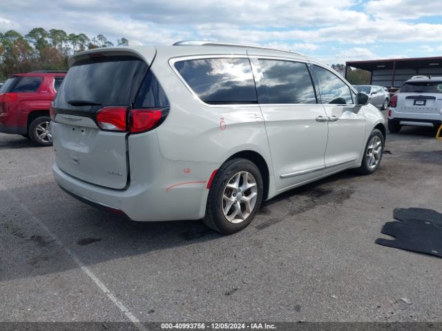 2020 CHRYSLER PACIFICA 2C4RC1GGXLR245812 Photo 3