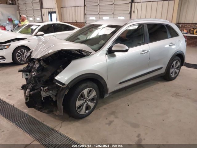 KNDCB3LC7J5200070 KIA NIRO LX