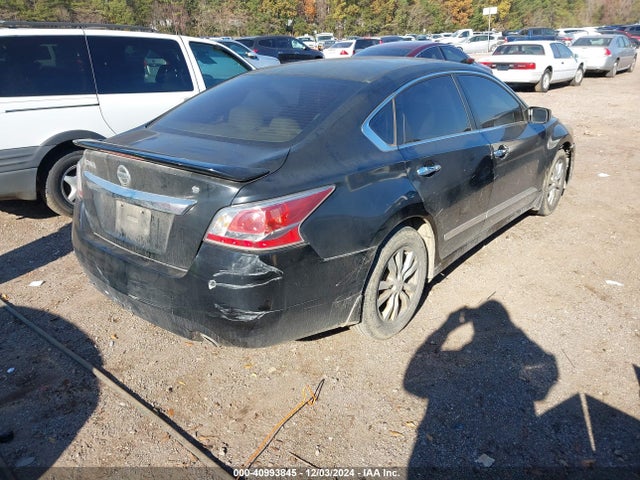 Nissan Altima 2.5 S 2015 1N4AL3AP7FC105592 Image 4