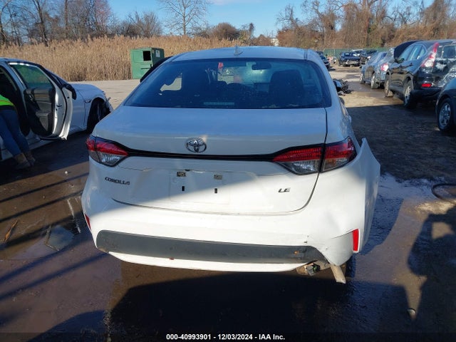 5YFEPMAE2MP165532 Toyota COROLLA LE