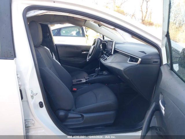 5YFEPMAE2MP165532 Toyota COROLLA LE
