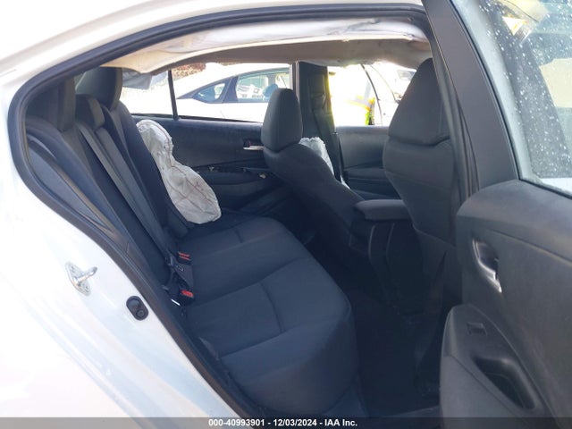 5YFEPMAE2MP165532 Toyota COROLLA LE