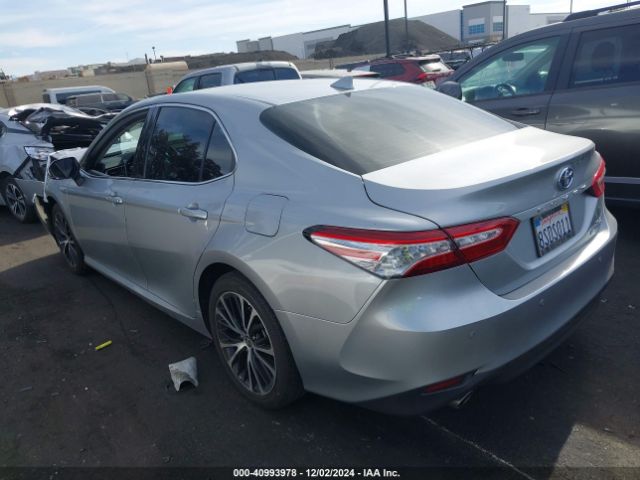 4T1F31AKXLU532369 Toyota Camry Xle Hybrid
