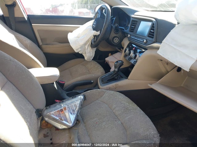 Hyundai ELANTRA SEL 2019 5NPD84LF7KH463356 Image 5